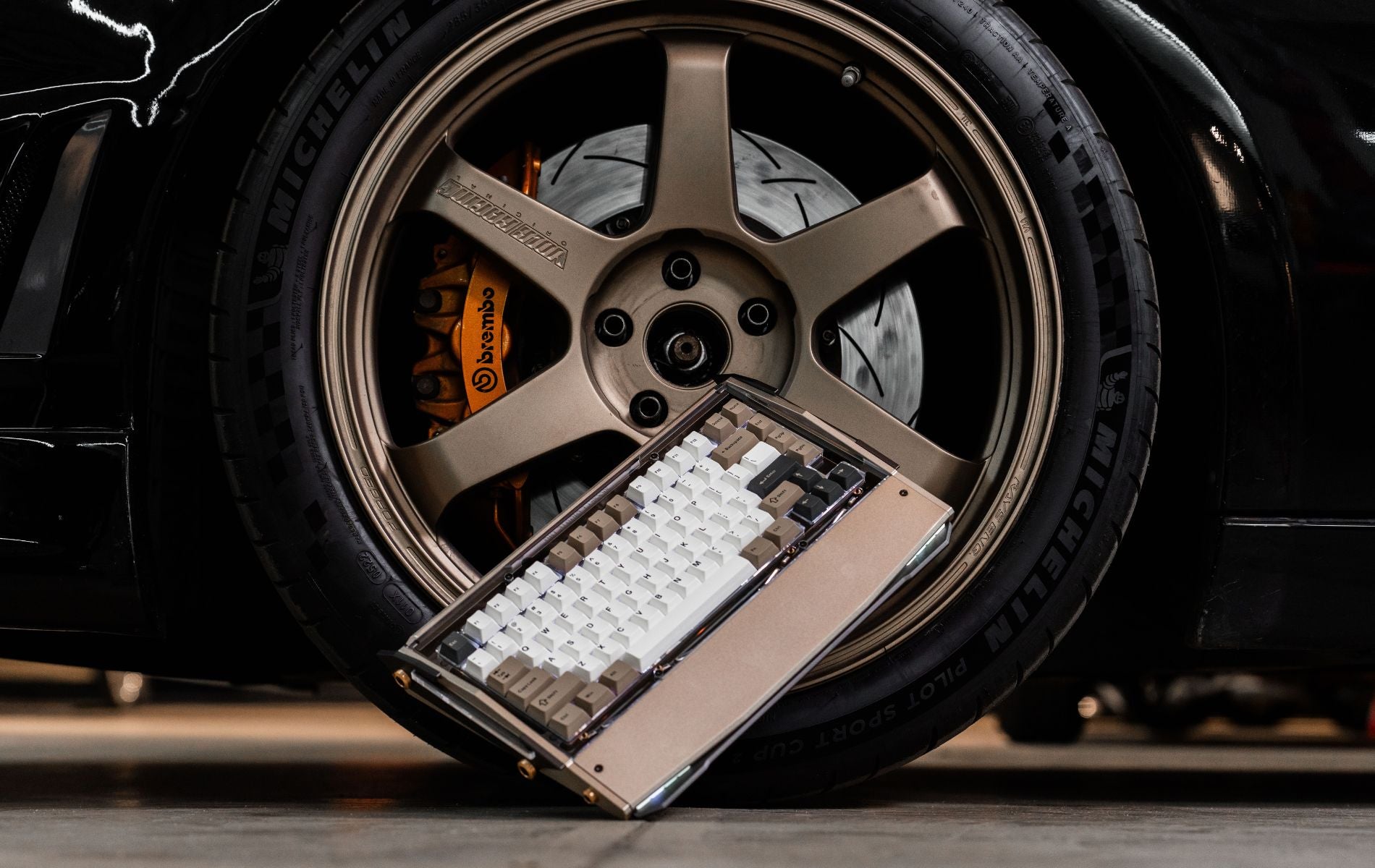 Dry Studio Black Diamond 75 V2