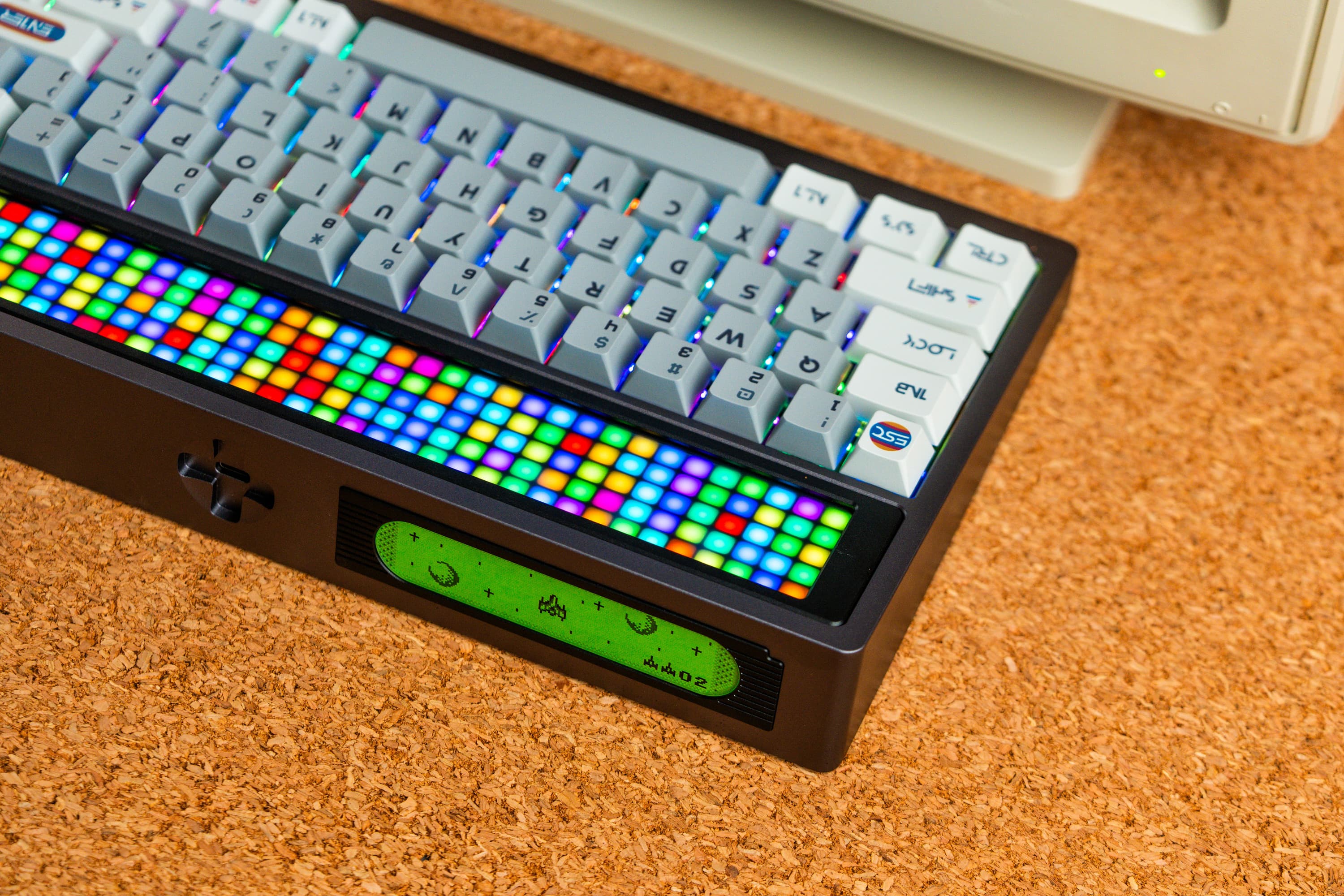 AM RGB 65