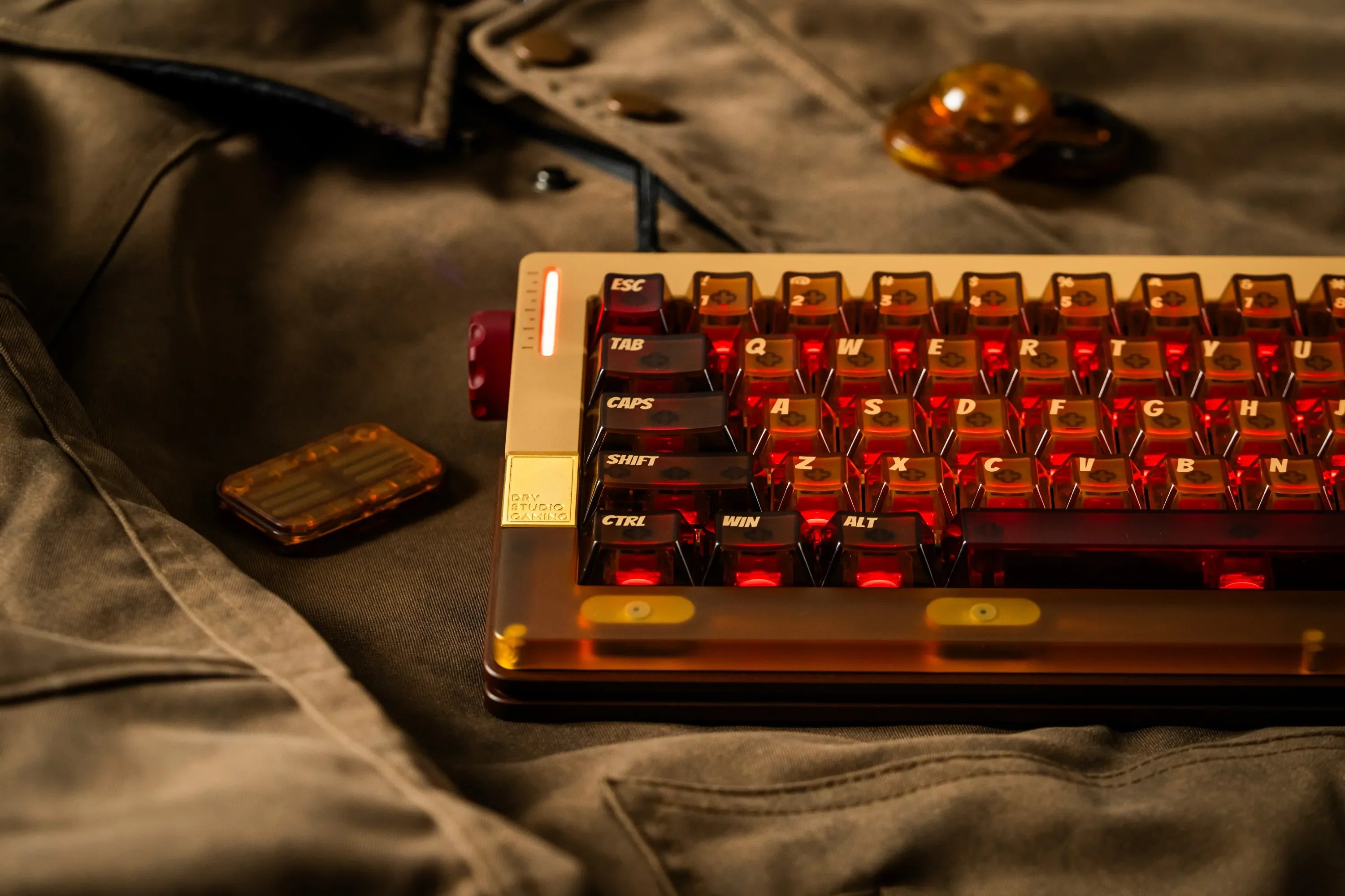 Dry Studio Black Diamond 75 V2