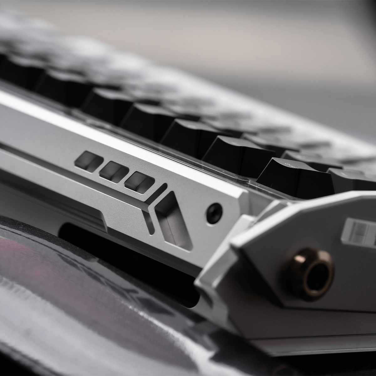 Dry Studio Black Diamond 75 V1