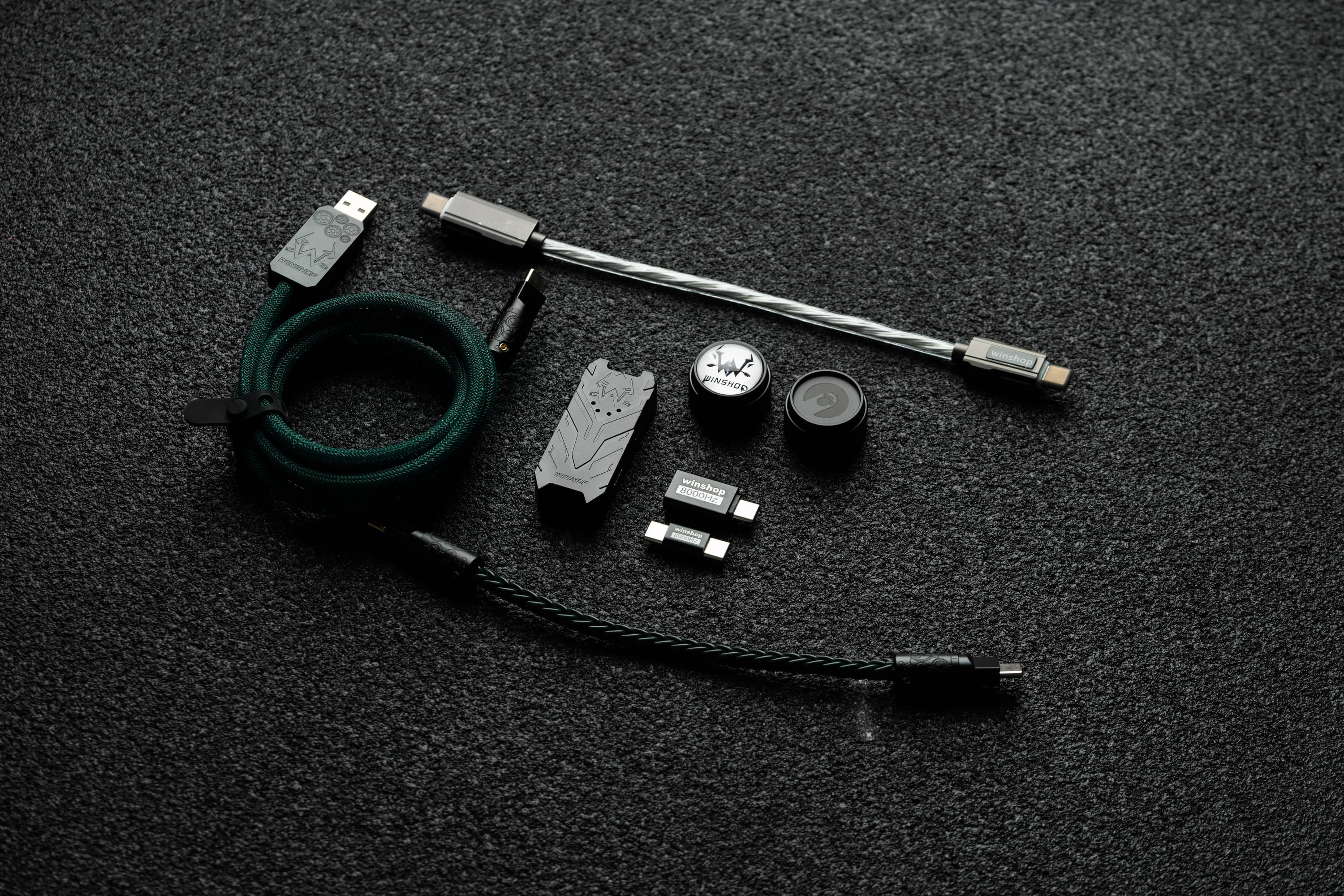 WINSHOP 4-Port Full 8K Gaming Cable